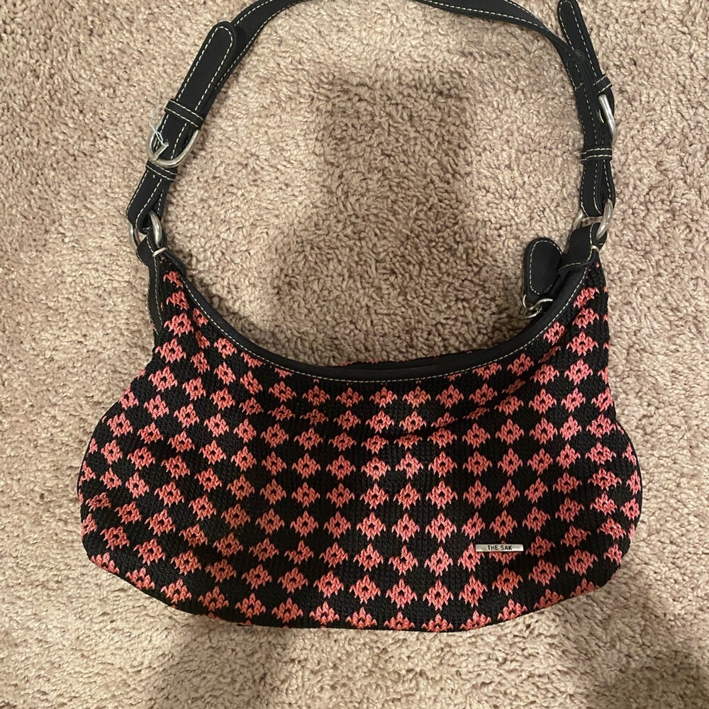 The Sak Purse Pink Black Knit Shoulder Bag Satchel Purse Adjustable Strap Charm